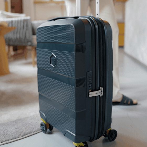 BG Berlin Zip2 Features lifestyles 3
