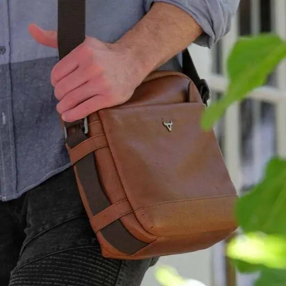 Brando Kudu Impala Leather Crossbody 2276 Lifestyle1