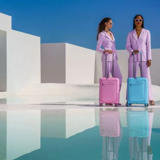 Cellini Bizlite Lifestlye Pink Blue Lifestyle3