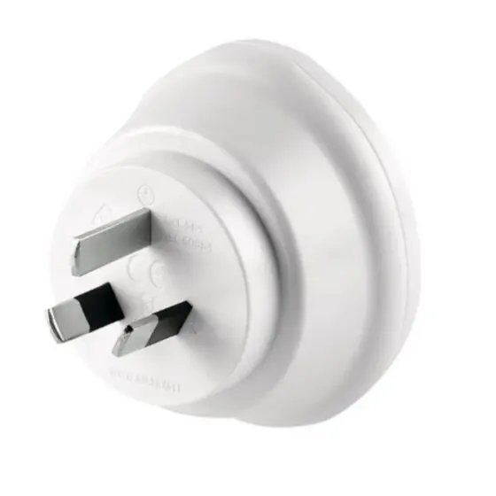 DEsign Go Travel adaptor SA AUS 584 output jpg