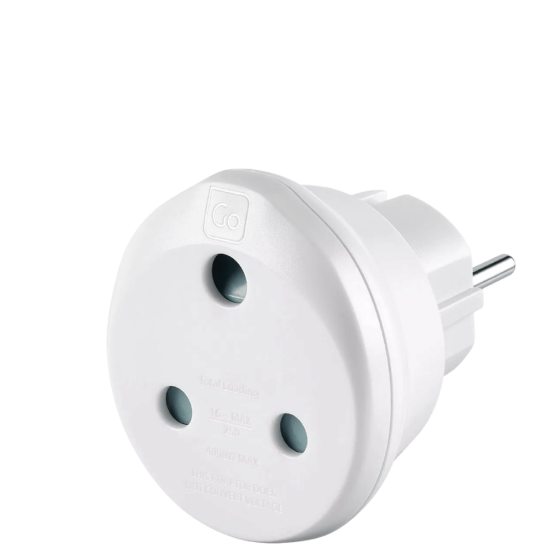 Go TRavel SA EU adaptor 585 front3qrtr
