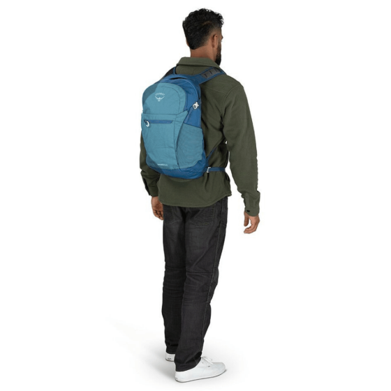 Osprey Daylite Plus backpack lifestyle1