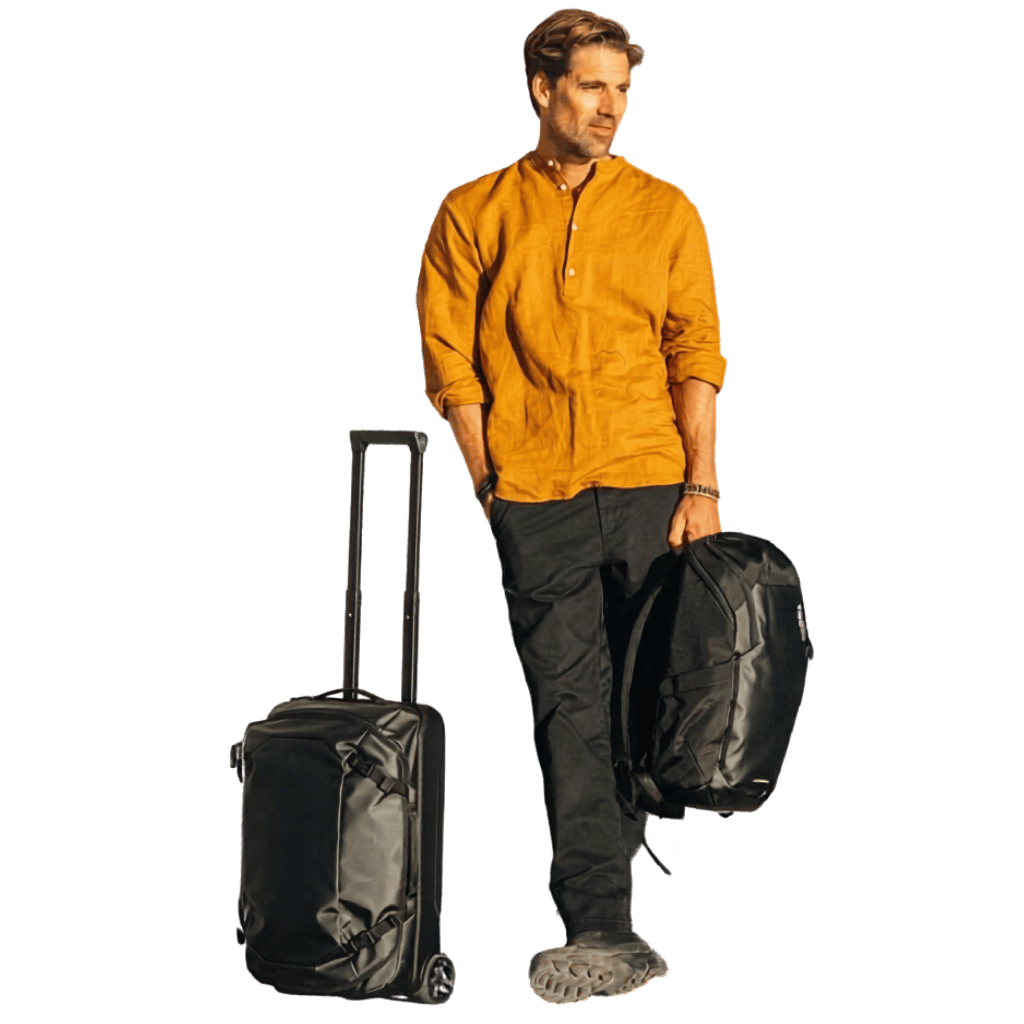 Thule Chasm Rolling Duffle lifestyle1