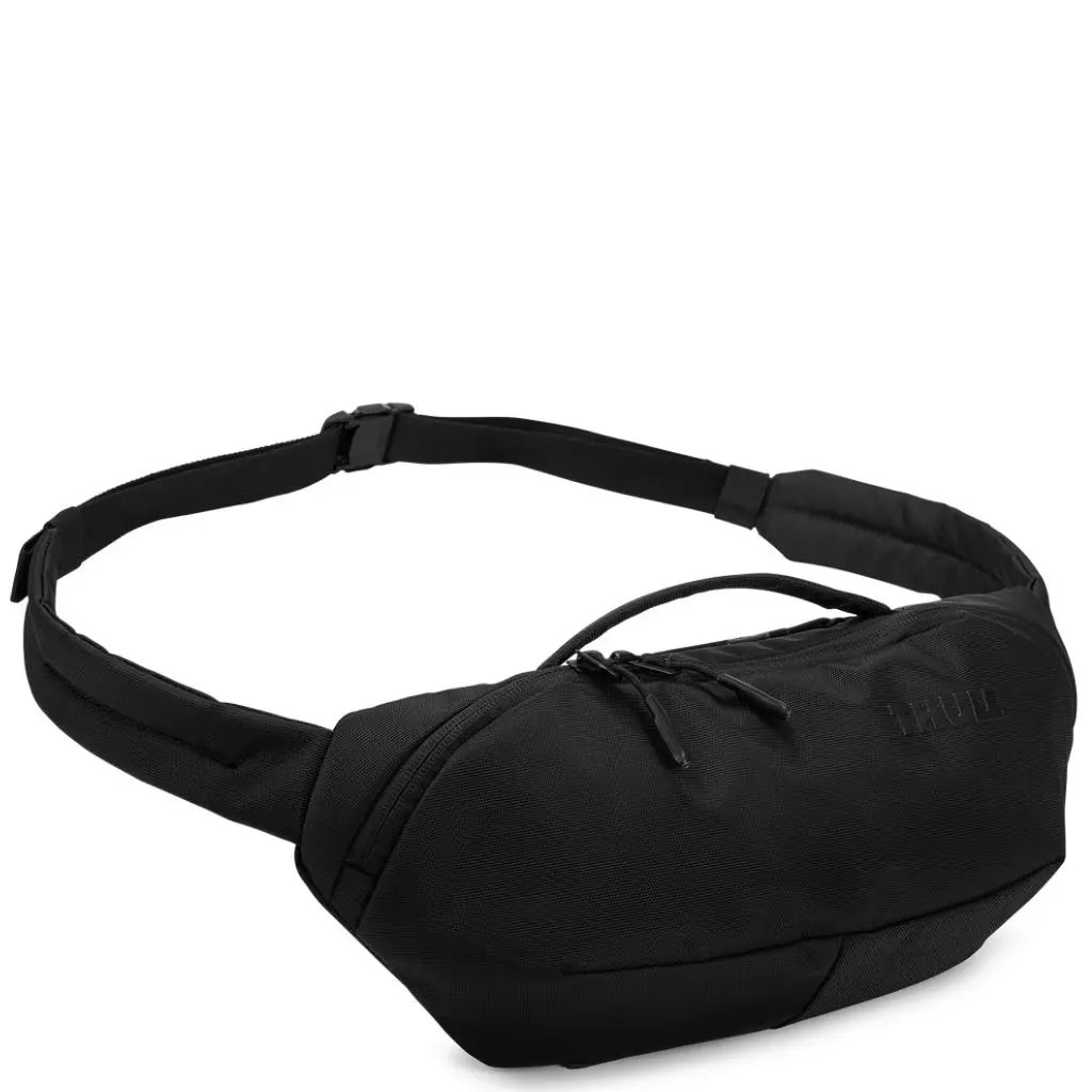 Thule Subterra 2 3L sling pack black front3qrtr jpg