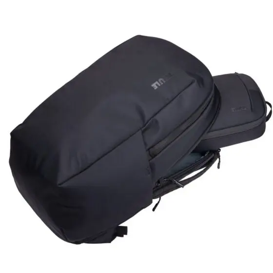 Thule Subterra 2 Powershuttle Large Black lifestyle jpg