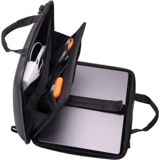 Thule Gauntlet 5 attache 14inch black interior2