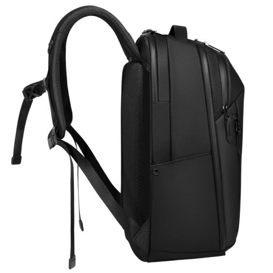 BG Berlin Nexus Lifestyle Edge Laptop Backpack black side2