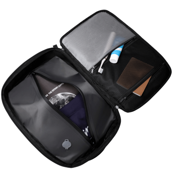BG Berlin Nexus Lifestyle KBS 3902 Vacuum backpack black interior unzippe