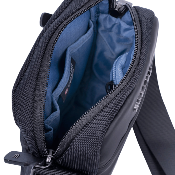 Cellini Sidekick Executive 48719 black crossbody interior