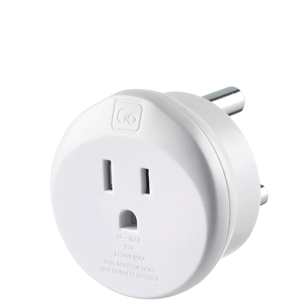 Go Travel US SA adaptor 555 front3qrtr