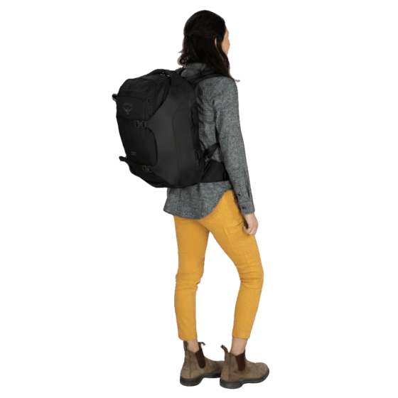 Osprey Sojourn Porter TRavel Pack 30L lifestyle4