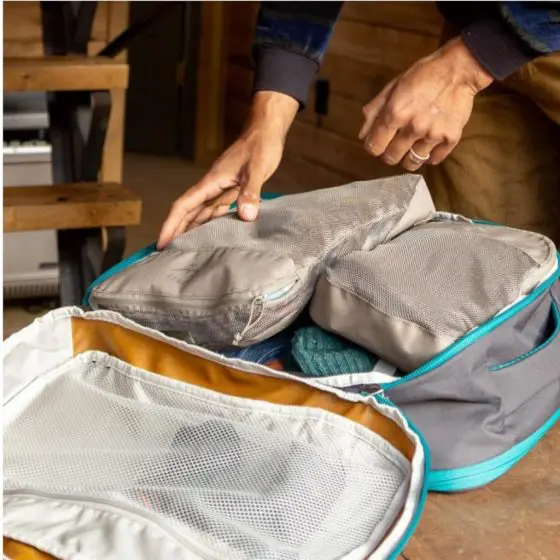 Osprey daylite packingcube set AI10006101 lifestyle 2