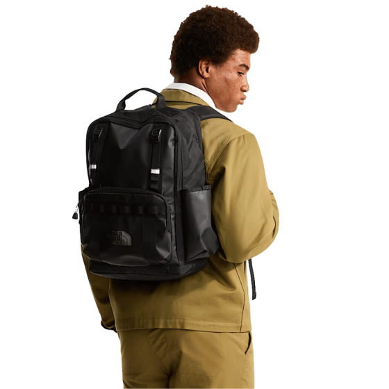 The North Face Base Camp Dypack black lifestyle1