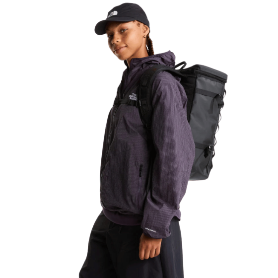 The North Face Base Campe Fuse Box Backpack black lifestyle2