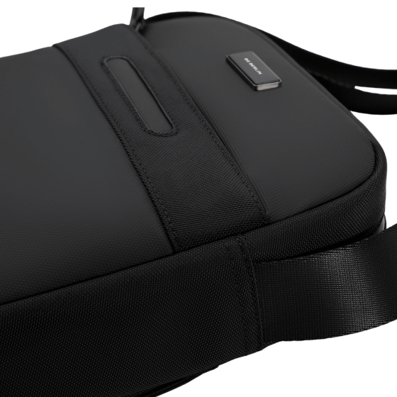 BG Berlin Nexus CEO Core KB2315 Bpack black detail