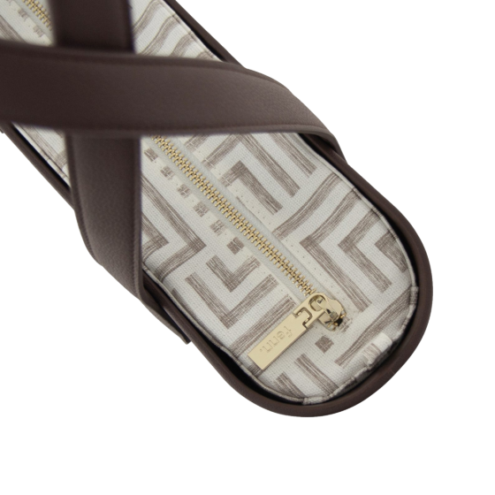 Fenn Petite 9458 Choc Flat Handle Pattern inner top