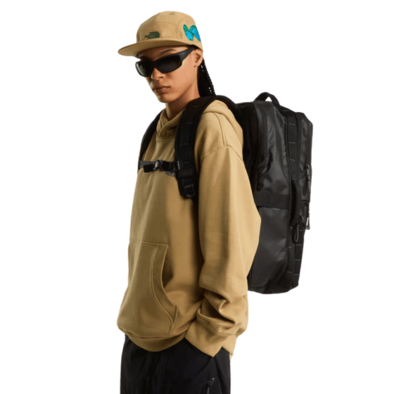 The North Face Base Camp Voyager Backpack Black 35L lifestyle2