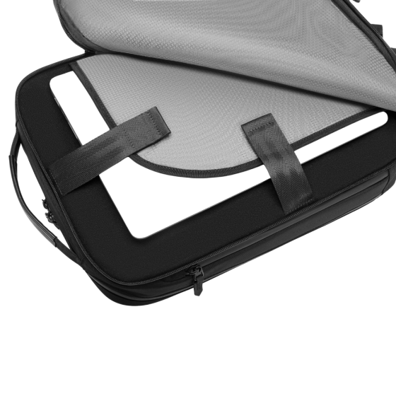 BG Berlin Nexus CEO Core Backpack KB24251 black laptop