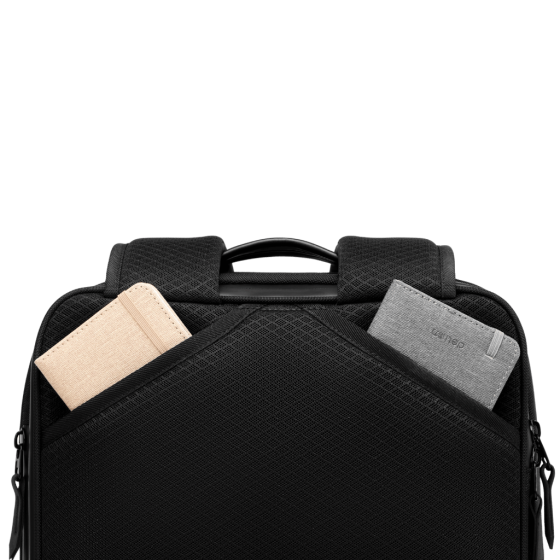 BG Berlin Nexus CEO Core Backpack KB24251 black top pock