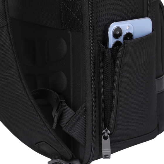BG Berlin Nexus CEO Metro BGKB0235A Laptop Backpack black side pocket