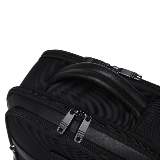 BG Berlin Nexus CEO Metro BGKB0235A Laptop Backpack black top zip