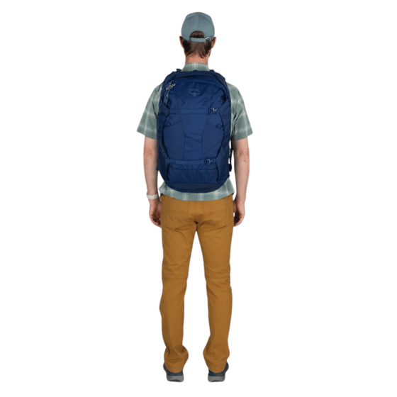 Osprey Farpoint Travel Pack extended fit Blue fit3