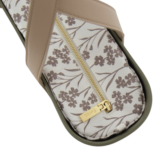 Fenn Original 1589 Watercress flat stone handles top