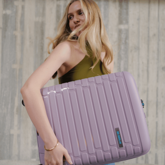 BG Berlin Soda Spinner lavender lifestyle 1 png