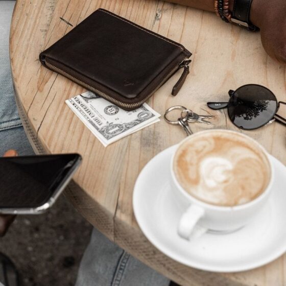 Brando Eastwood Leather wallet Zip around 5535 Brown lifestyle1 jpg