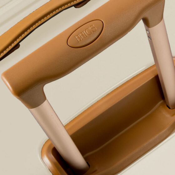 Brics Bellagio Trunk Spinner Luggage 28314 Cream 65cm Handle