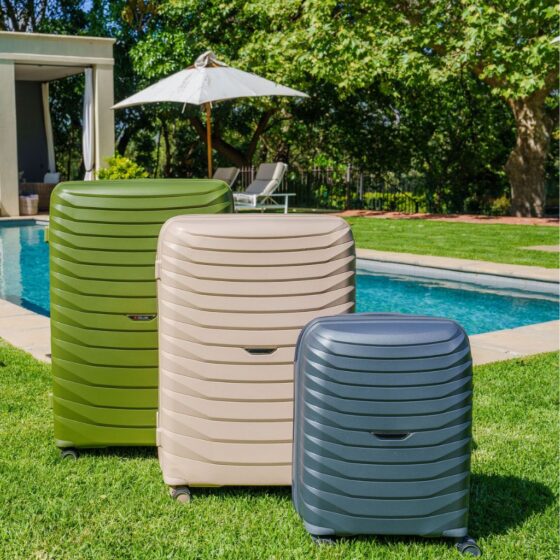 Cellini Grande Spinner Collection Lifestyle1