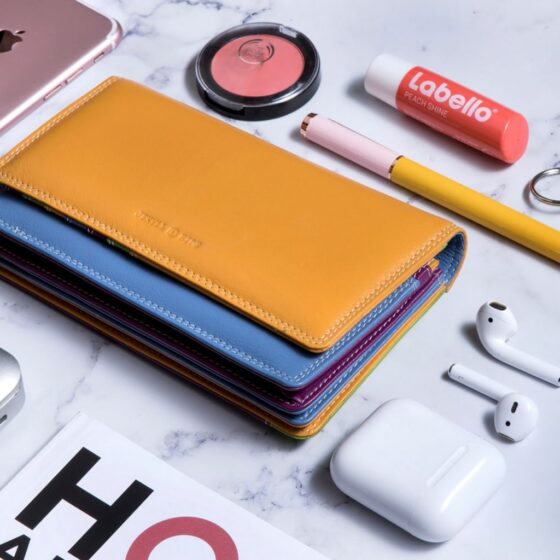 Jekyll Hide Caribbean Leather Purse 2148 Fiji table layout jpg