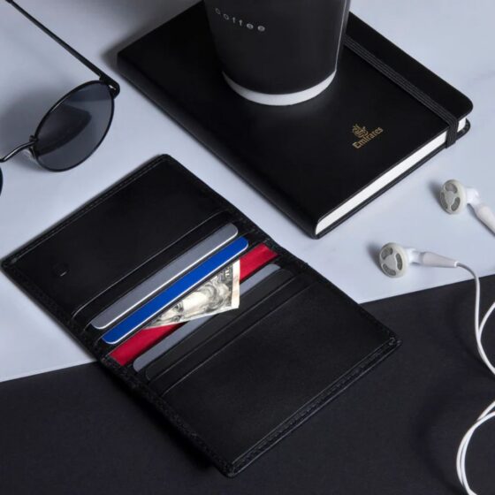 Jekyll and Hide 6495 Havannah slim card wallet with coin black lifestyle jpg