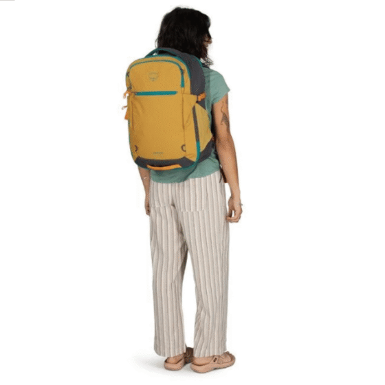 Osprey Daylite 35L carry on travel pack lifestyle1 png