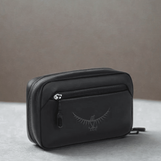 Osprey TRansporter powerhouse travel accessory black lifestyle png