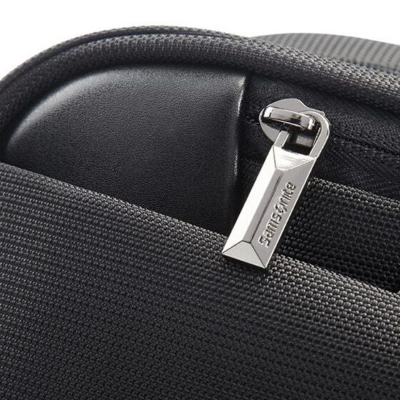 Samsonite XBR Bailhandle 15 6 Expander Black genral zip jpg