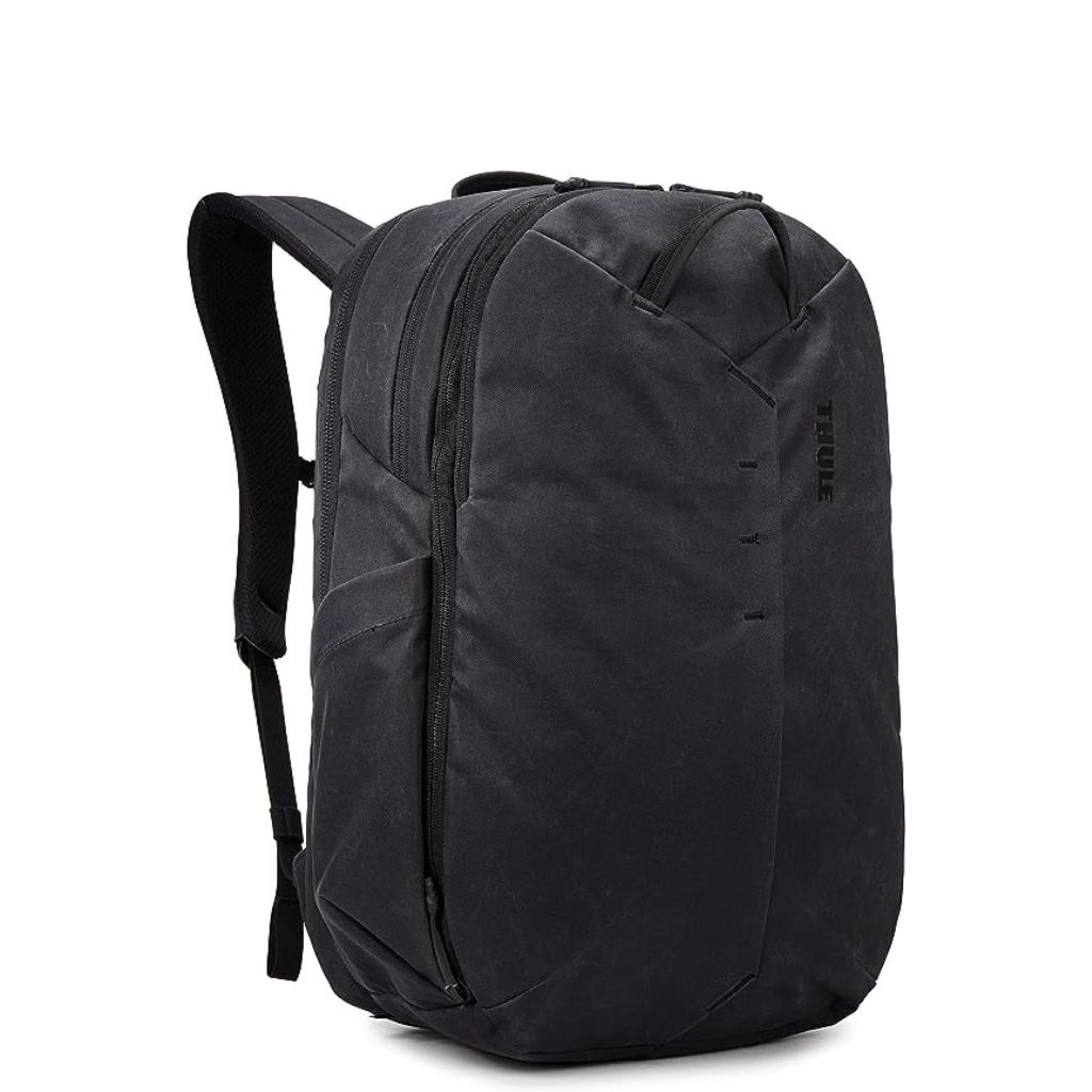 Thule Aion 28l Backpack Black Front3qrtr