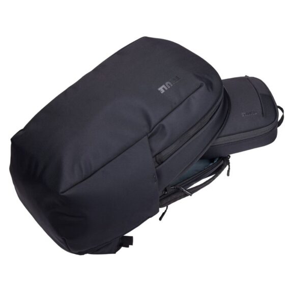 Thule Subterra 2 Powershuttle Large Black lifestyle jpg