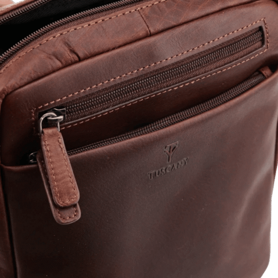 Tuscany Enzo TBA106 crossbody brown detail png