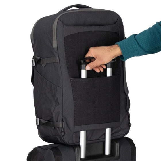 Osprey Daylite AI10006133 Carry on Travelpack 44L black handle sleeve jpg