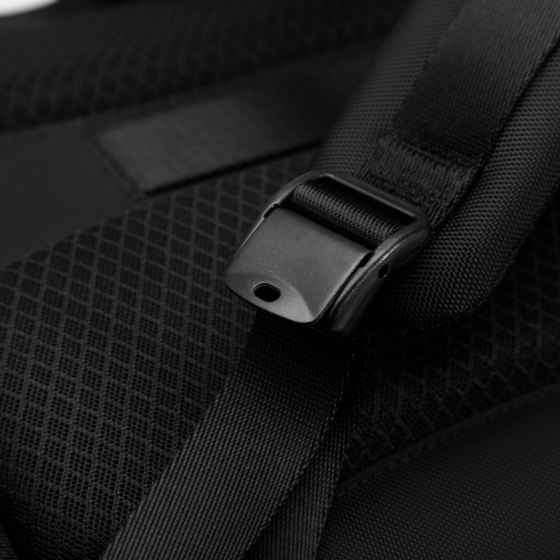 BG Berlin Nexus Lifestyle Edge Laptop Backpack black buckle