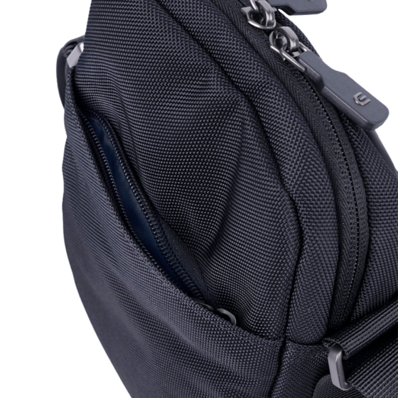 Cellini Sidekick Executive 48719 black crossbody rear2