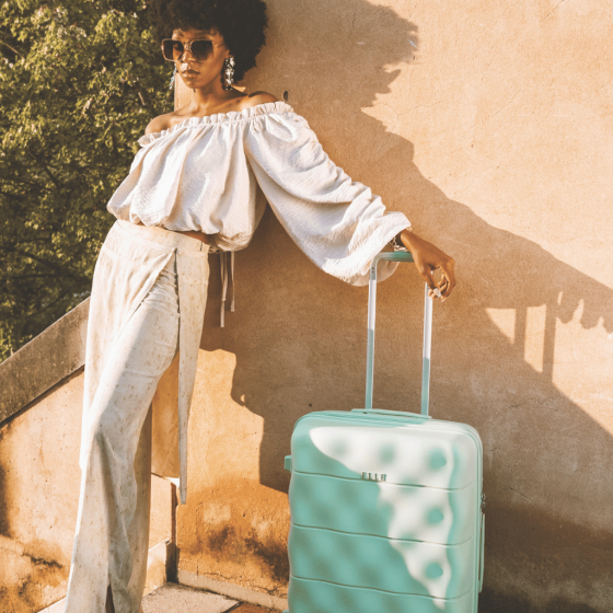 Elle luggage lifestyle 3