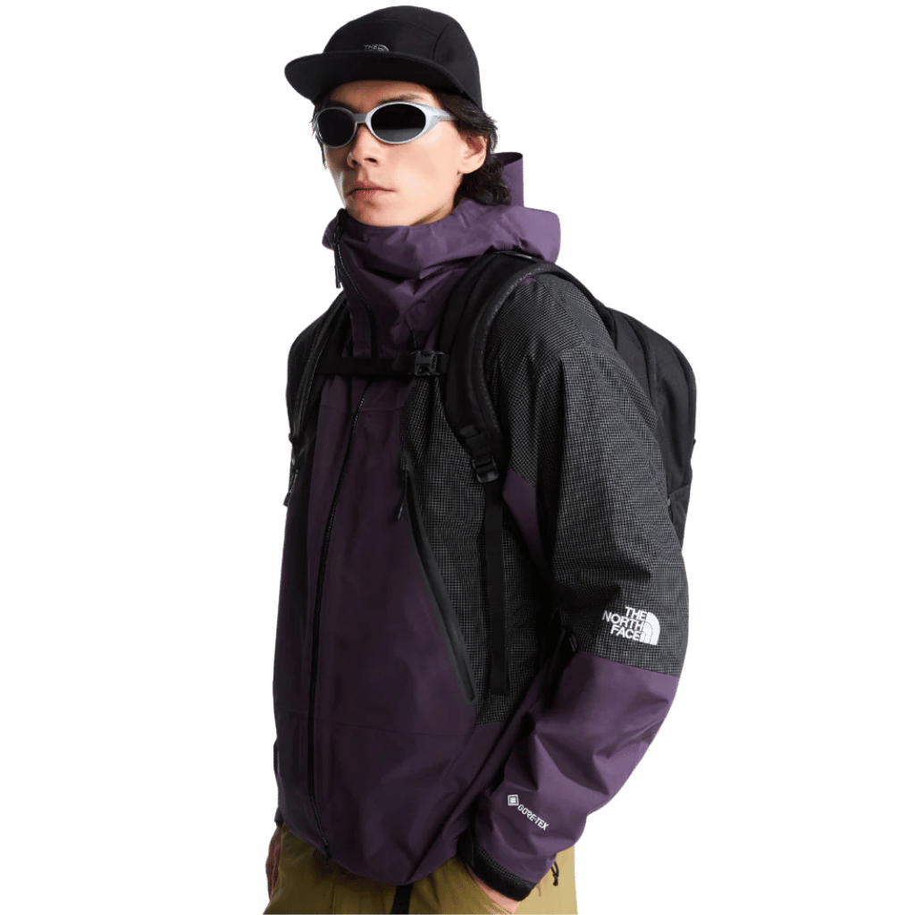 The North face Vault Backpack Black lifestyle2