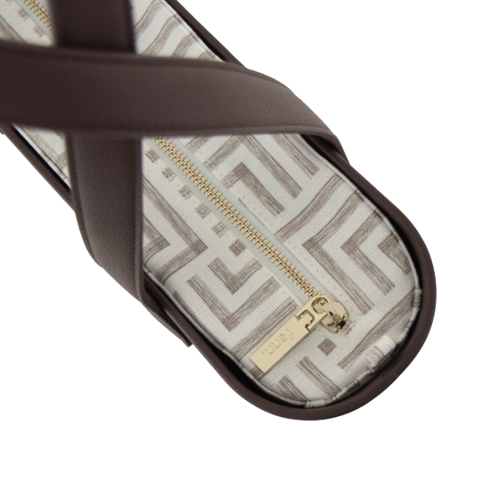 Fenn Petite 9458 Choc Flat Handle Pattern inner top