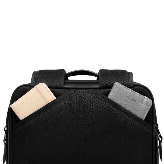 BG Berlin Nexus CEO Core Backpack KB24251 black top pock