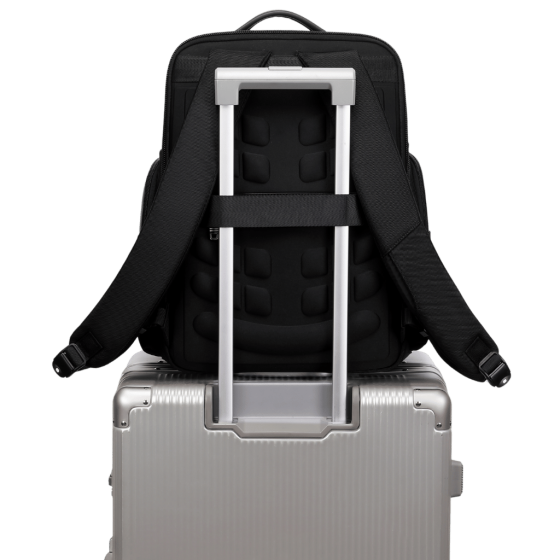 BG Berlin Nexus CEO Executive Backpack KB24401 black smart sleeve