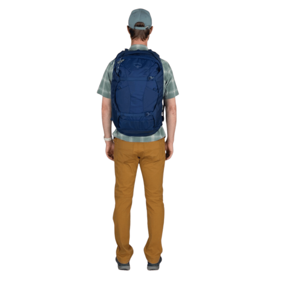 Osprey Farpoint Travel Pack extended fit Blue fit3