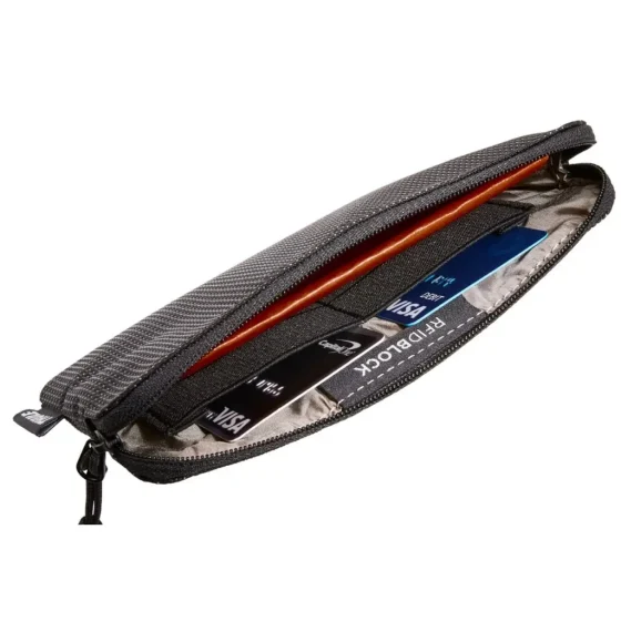 Thule Crossover 2 C2TO Travel Organiser Black Miniwallet internal jpg