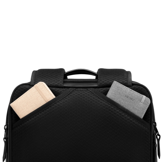 BG Berlin Nexus CEO Core Backpack KB24251 black top pock